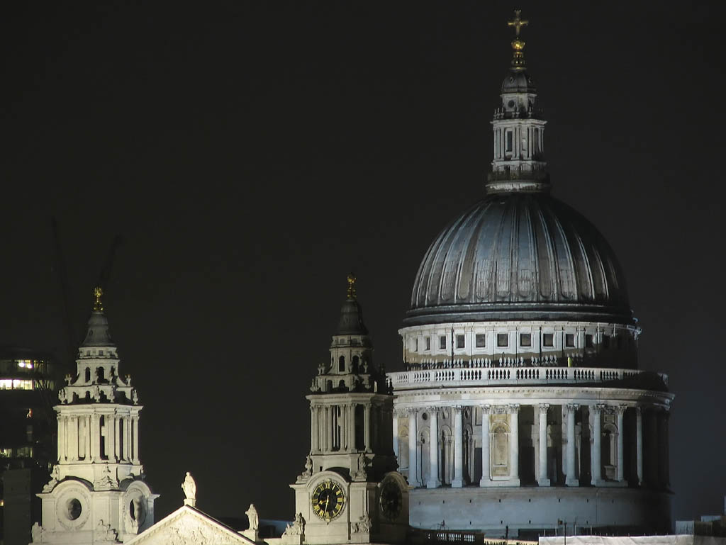 St. Paul's Cathedral (Category:  Travel)