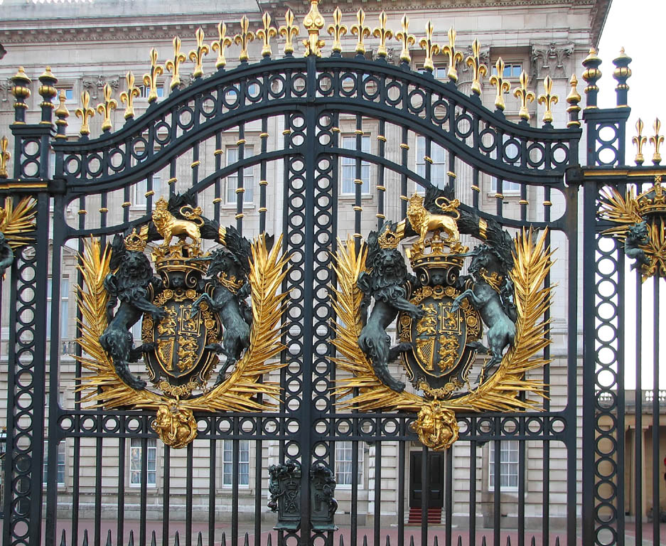 Buckingham Palace (Category:  Travel)