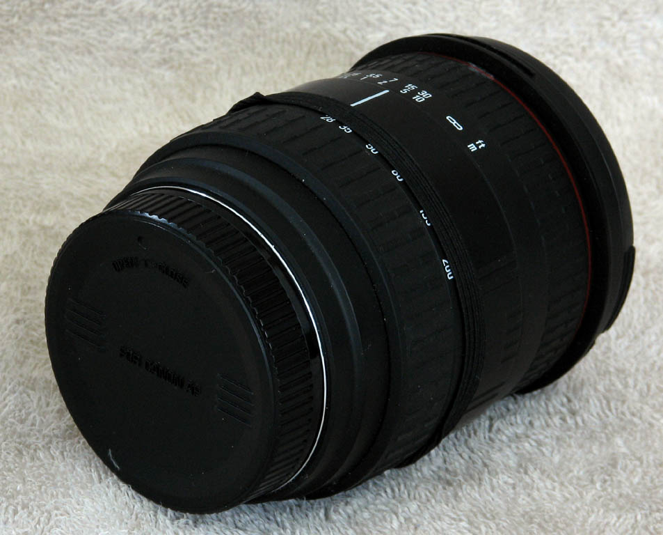 Sigma 28-200 USM F3.5/5.6 (Category:  Photography)