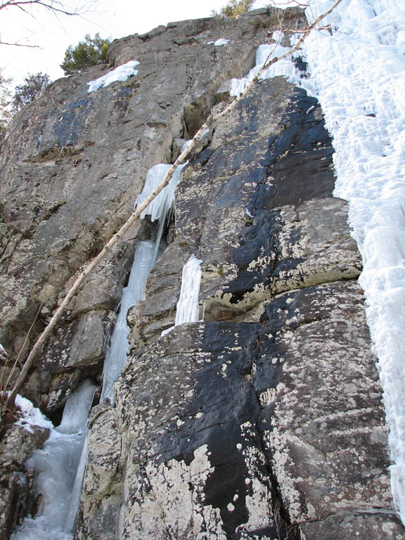 The mixed route left of Mineville Pillar. (Category:  Ice Climbing)