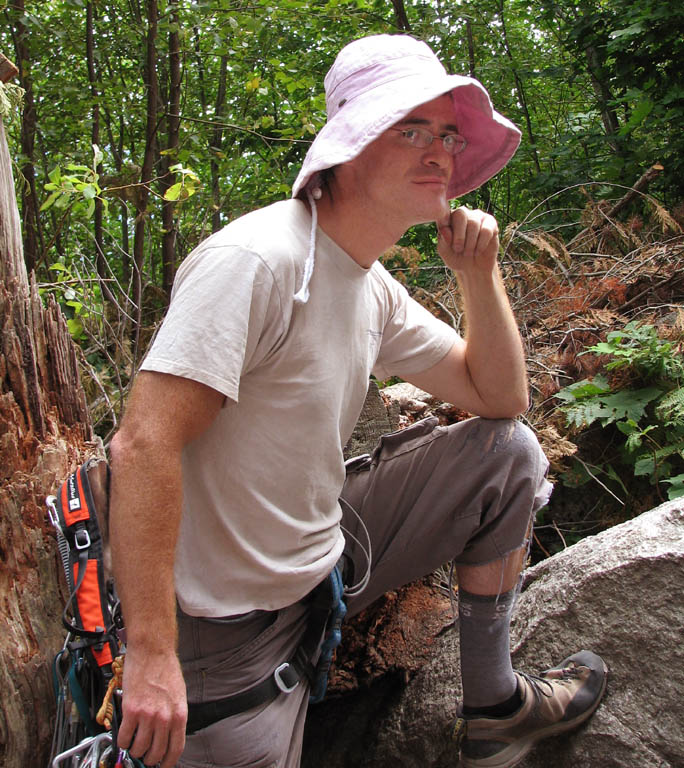 I am the height of fashion in Bridgette's pink hat and my shredded climbing pants. (Category:  Rock Climbing)