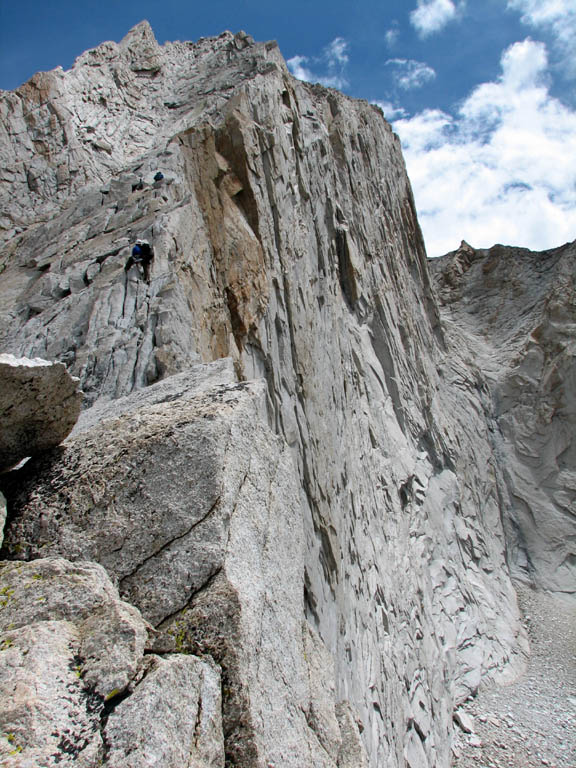 The knife edge ridge of Mt. Conness (Category:  Rock Climbing)