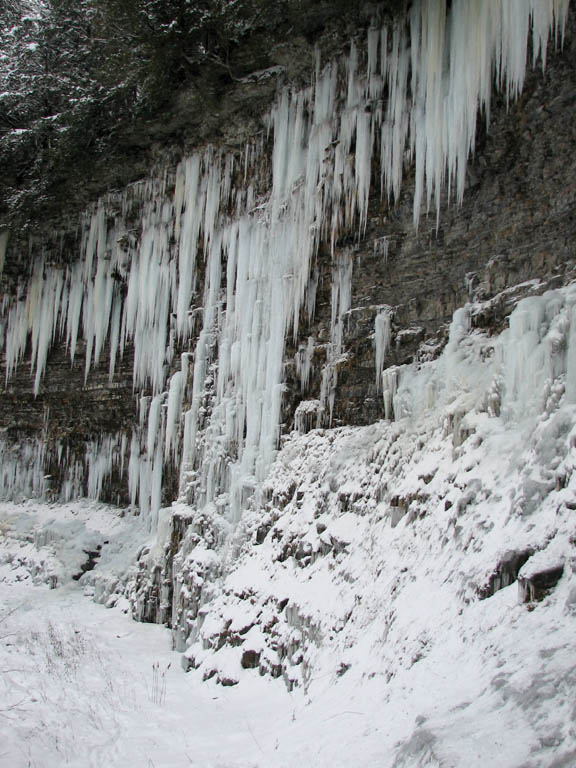 Amphitheater (Category:  Ice Climbing)