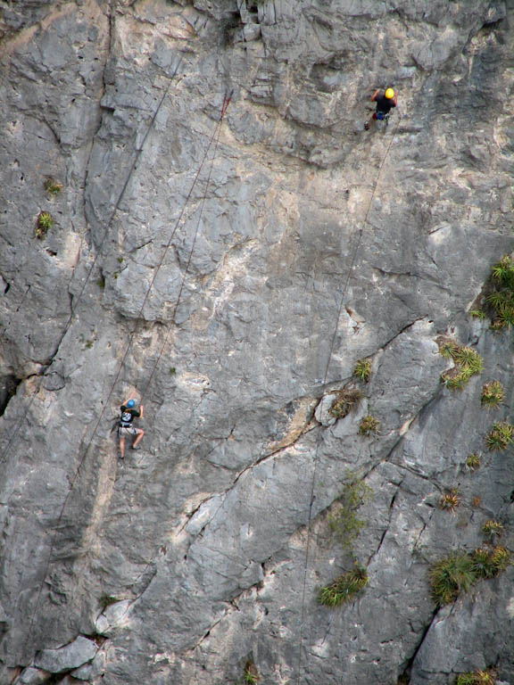 Aramy leading Muffin Man.  Shot from Space Boyz. (Category:  Rock Climbing)