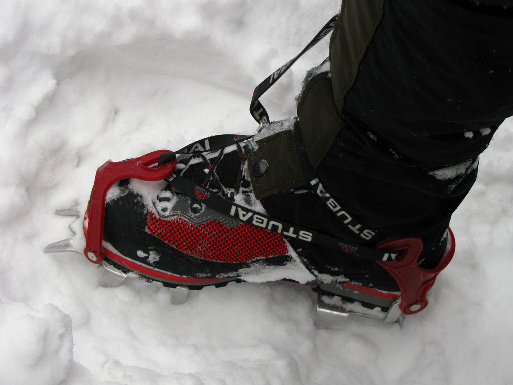 I used my aluminum Stubai crampons on this climb.  An excellent choice. (Category:  Ice Climbing)