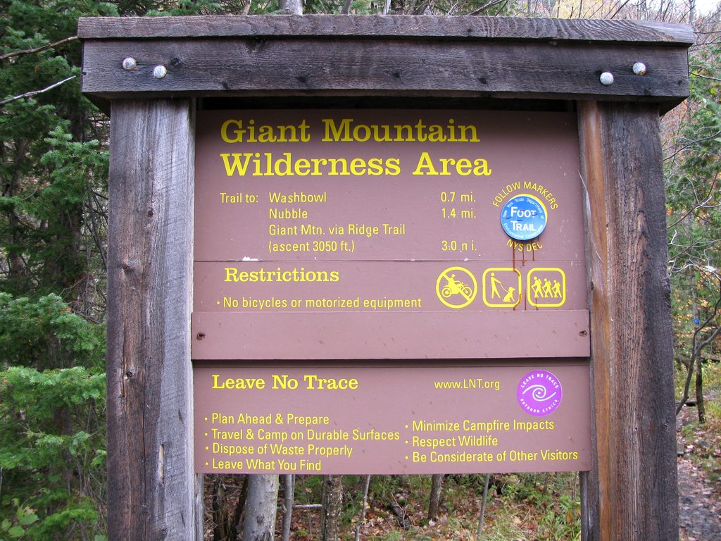 Giant trailhead (Category:  Hiking)