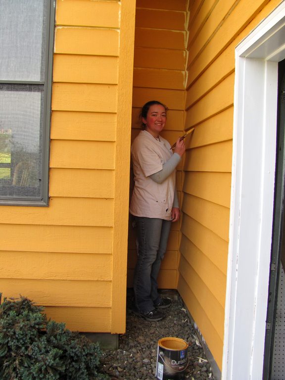 Tara in the annoying alcove. (Category:  Residence)