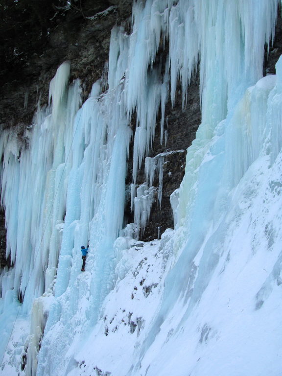 Gretchen (Category:  Ice Climbing)