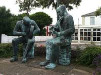 In the central square of Lisdoonvarna, there are some musicians (Category:  Travel)