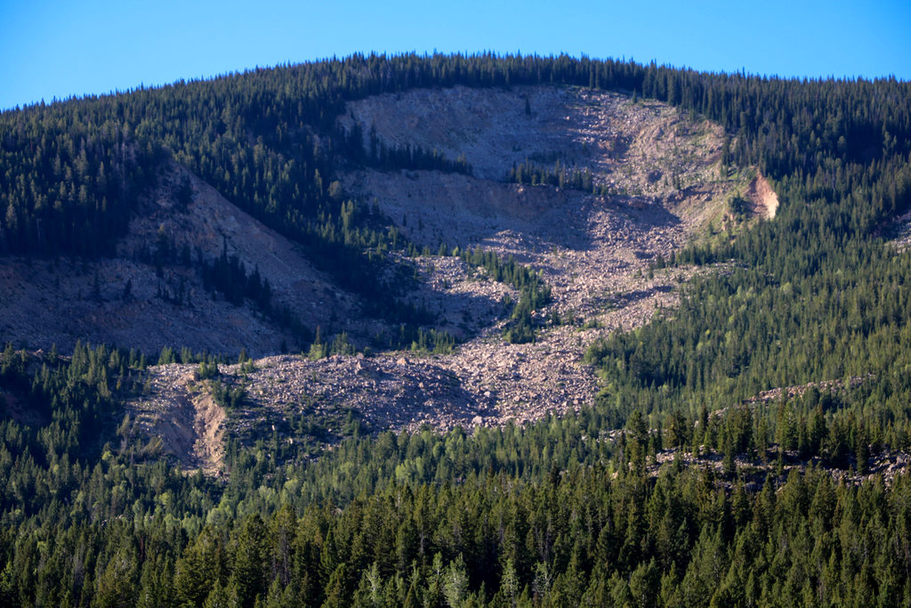 The 1925 Gros Ventre slide (Category:  Rock Climbing)