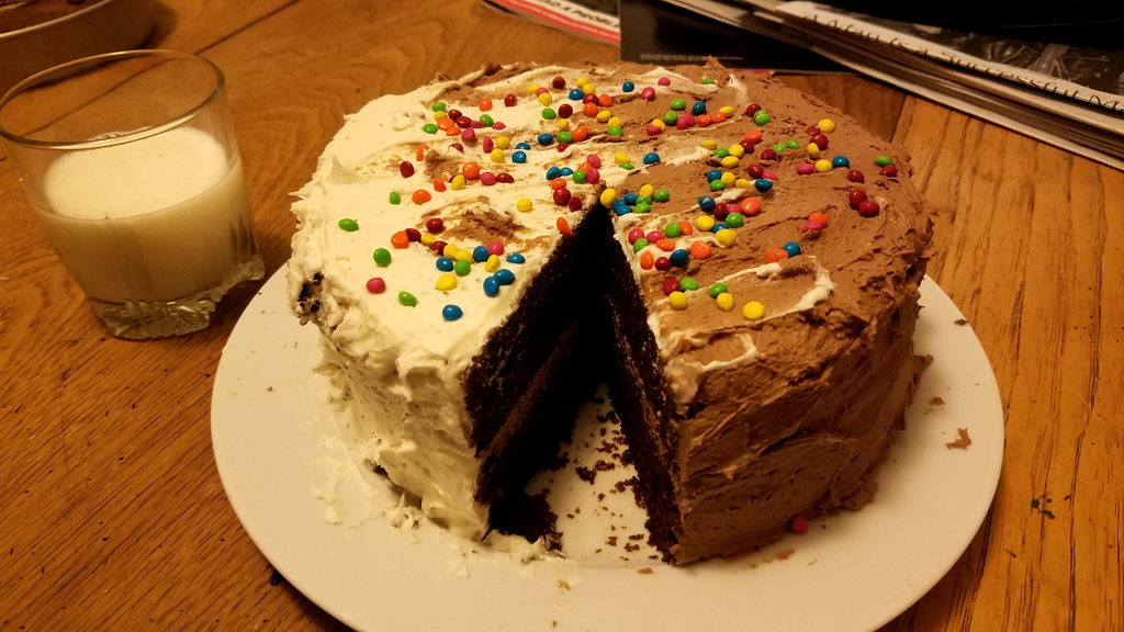 I mean... we get it... the cake looks yummy. But shouldn't there be action photos of people sending the gnar??? (Category:  Rock Climbing)