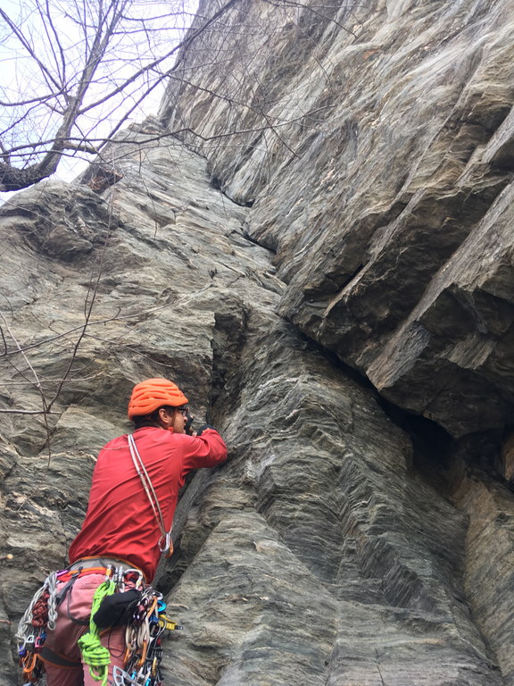 The start of Paradise Alley (Category:  Rock Climbing)