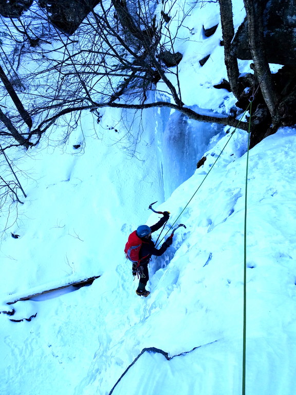 Second pitch (Category:  Ice Climbing)