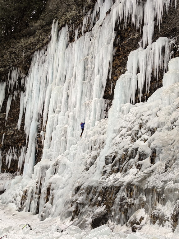 Libby on Mate Spawn and Die (Category:  Ice Climbing)