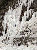 Libby on Mate Spawn and Die (Category:  Ice Climbing)