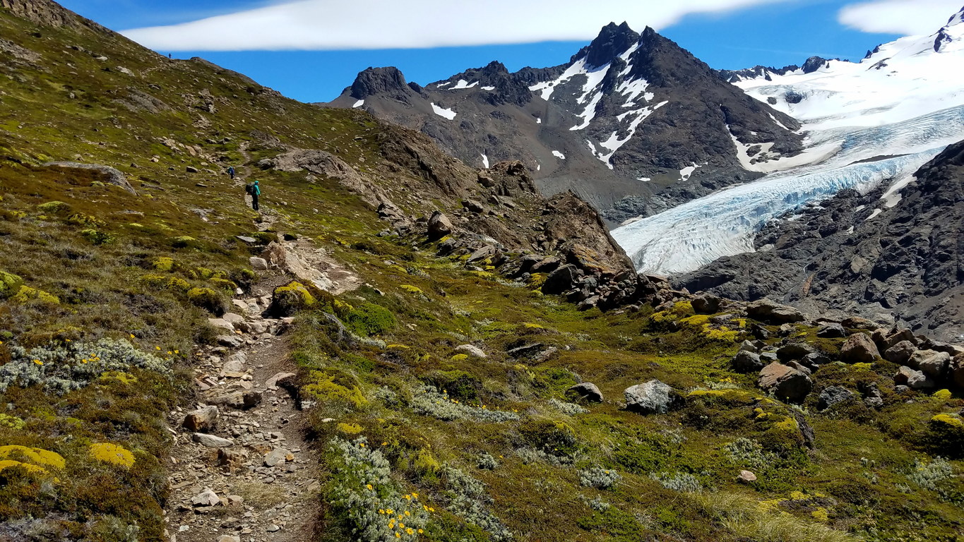 Approaching Paso del Viento (Category:  Backpacking)