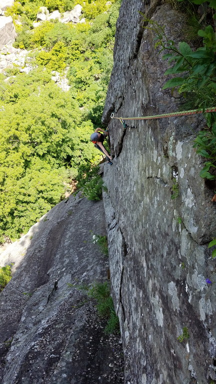 Fastest Gun, pitch 2 (Category:  Climbing)